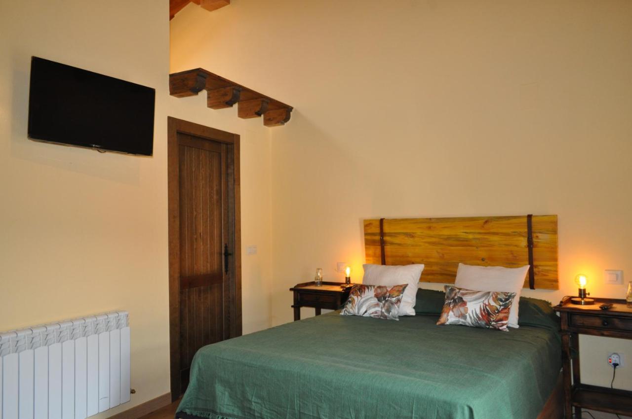 Tormellas El Rincon Secreto De Gredos Especializada En Celiaquia Y Diabetes Y Jacuzzi 게스트하우스 외부 사진