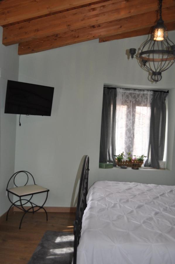 Tormellas El Rincon Secreto De Gredos Especializada En Celiaquia Y Diabetes Y Jacuzzi 게스트하우스 외부 사진
